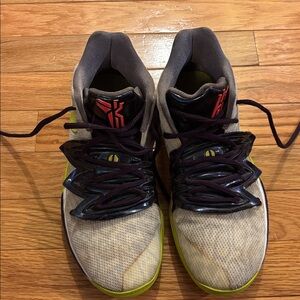 Nike Kyrie Mambo Mentality 5 Basketball Shoes